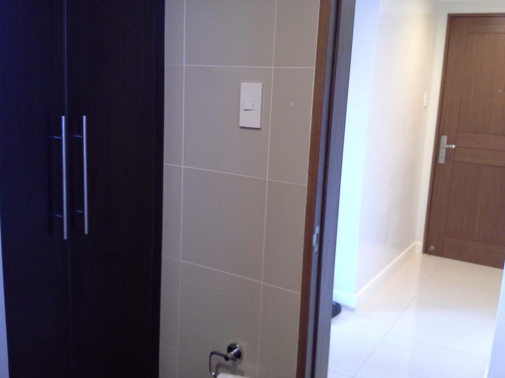 Eton Parkview Apartment Makati City Екстериор снимка