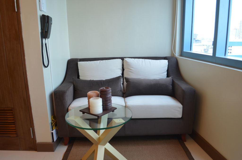 Eton Parkview Apartment Makati City Екстериор снимка