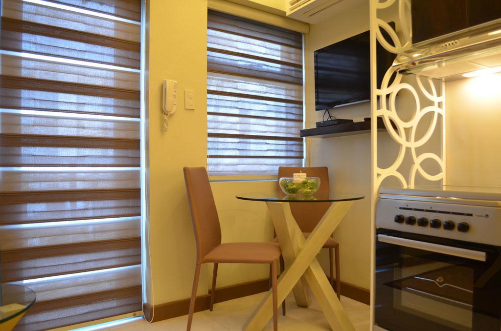 Eton Parkview Apartment Makati City Екстериор снимка