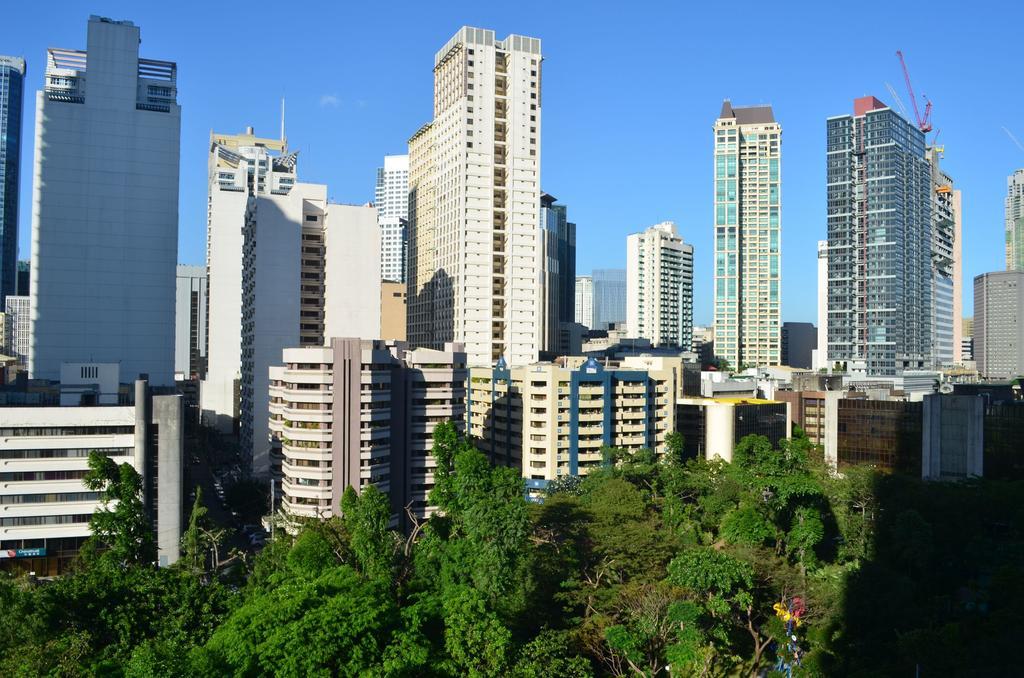 Eton Parkview Apartment Makati City Екстериор снимка