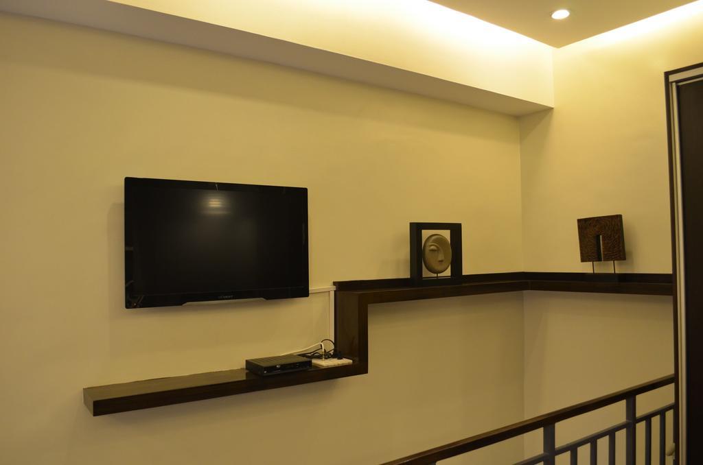 Eton Parkview Apartment Makati City Екстериор снимка