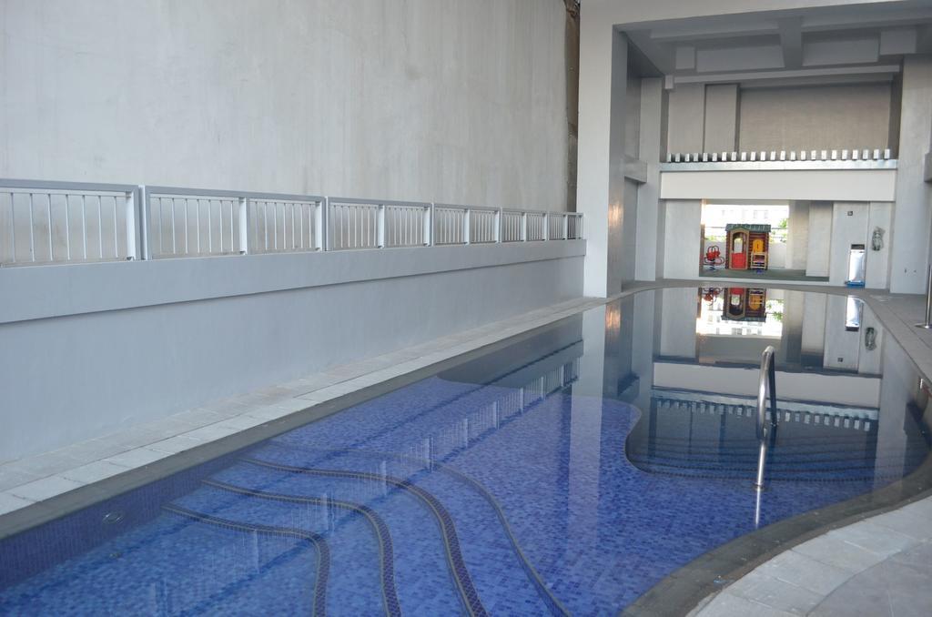 Eton Parkview Apartment Makati City Екстериор снимка